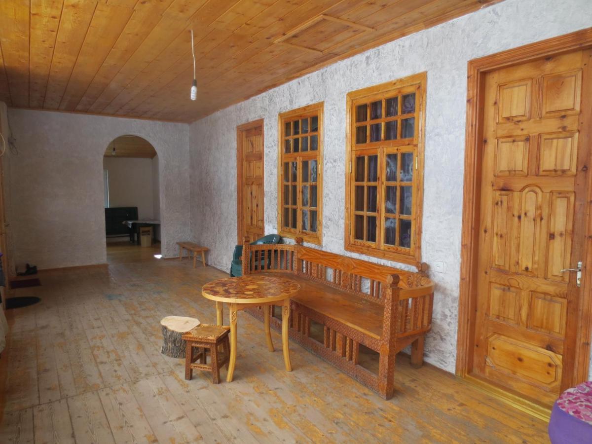 מסטיה Irma Beso & Aleko Khergianis Guesthouse מראה חיצוני תמונה